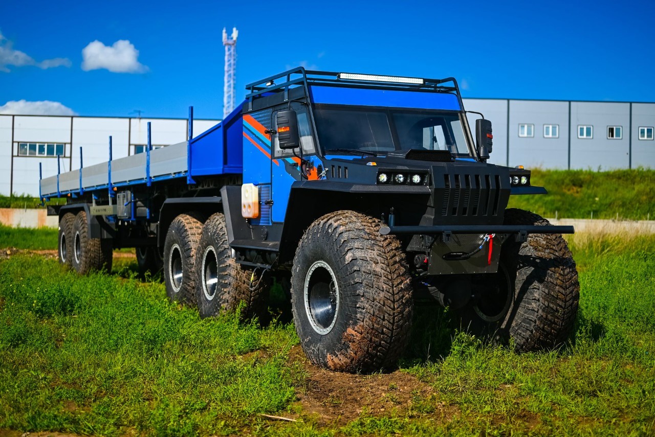 Вездеход Север-трак "Профи-макс Тягач"