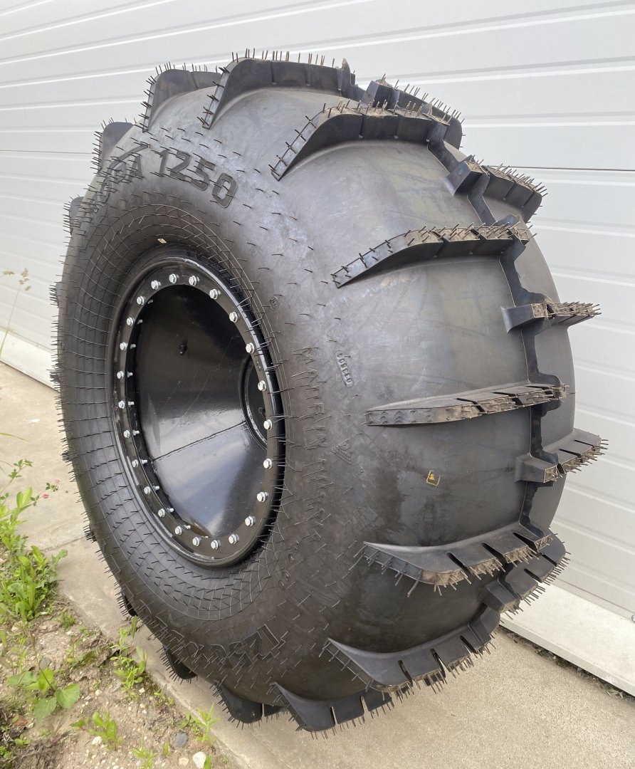 ШИНЫ TROPA 1250*550-21