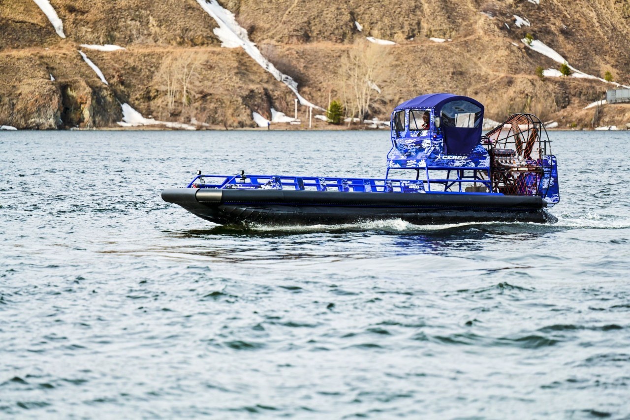 Аэролодка Фантом 850