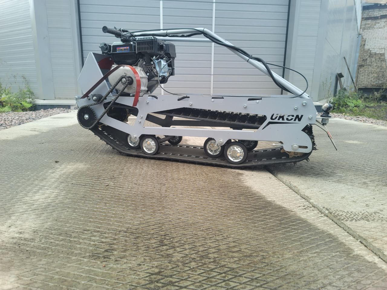 Мотобуксировщик UKON 380