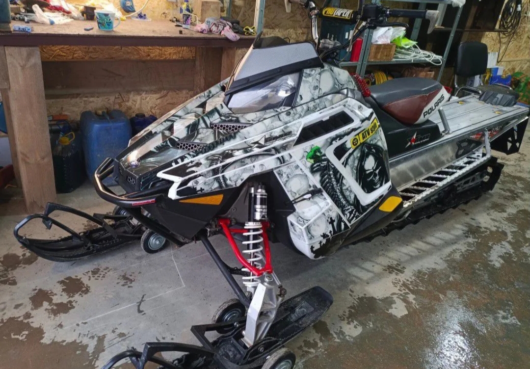 Polaris RMK 800 Assault 155, 2012г.